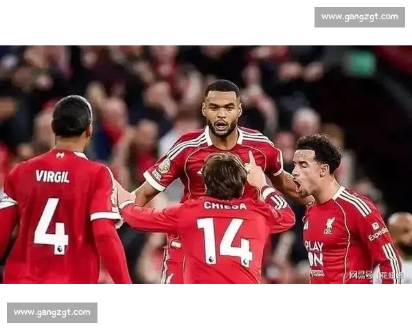 乔 - 科尔痛批利物浦防线：范戴克科纳特太糟，凯尔凯兹半场灾难